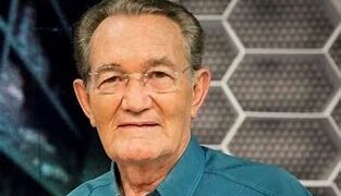 Se vai a “Voz Marcante”: Léo Batista morre neste domingo aos 92 anos