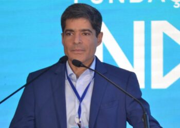 Internautas ironizam pesquisas que apontam ACM Neto na frente de Jerônimo