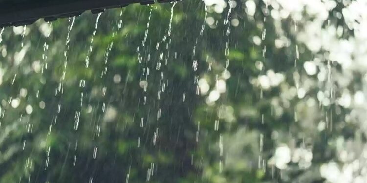 Alerta de chuvas intensas para 17 cidades do Extremo Sul da Bahia; confira