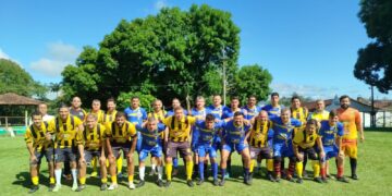 Jogo disputado entre Amigos de Wilson Gil e Guimarães anima feriado na AABB de Itanhém