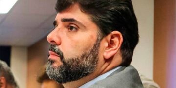 Adolpho Loyola rebate oposição e defende governo Jerônimo: “não é hora de palanque, é hora de trabalhar”