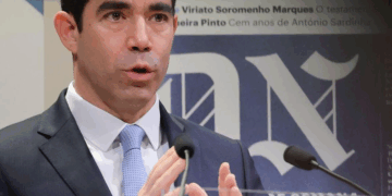 O Governo de Portugal notificará 4.574 estrangeiros em situação irregular para que deixem o país