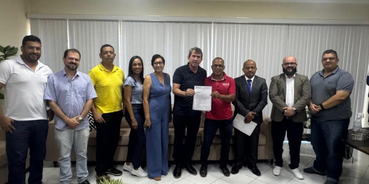 Prefeitura de Itanhém propõe cronograma para pagamento de salários atrasados de 2024 da educação e anuncia antecipação de salário de junho