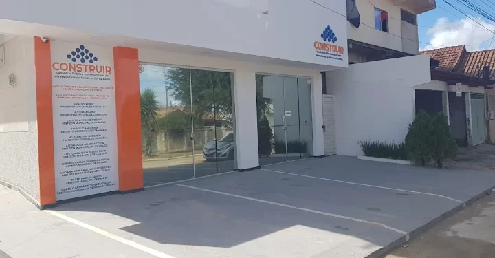 Itanhém segue esquecida pelo Consórcio Construir enquanto outras cidades recebem ações