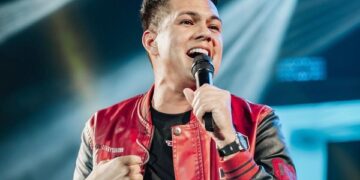 Troca de atrações no Aniversário de Itanhém: Vitor Fernandes substitui banda Toque 10 no dia 15 de agosto