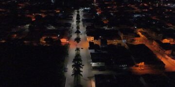 Itanhém se prepara para os 67 anos com mais luz e economia: cidade terá 300 novas luminárias de LED