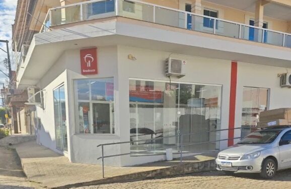 Fechamento de agências do Bradesco não atinge apenas Itanhém, mas também outras cidades do Sul da Bahia