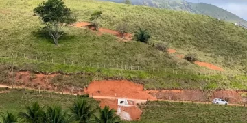 Início das obras de asfaltamento da Ladeira do Bucho em Vereda marca nova fase para a região