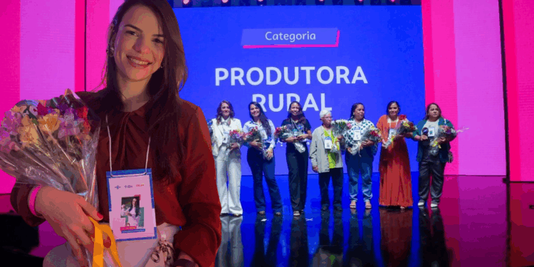 Luciana Dantas representa  Itanhém no Prêmio Sebrae Mulher de Negócios em Salvador