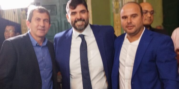 Bemtivi e Paulinho Correia prestigiam homenagem a Adolpho Loyola em Salvador