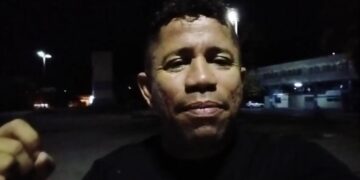 Marcos Missionário comemora ida a Salvador com dois dependentes químicos para tratamento; assista