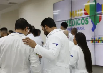 Estudantes de Medicina de Baixa Renda Terão Auxílio do Governo