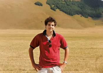 Vaticano canoniza Carlo Acutis, jovem conhecido como “padroeiro da internet”