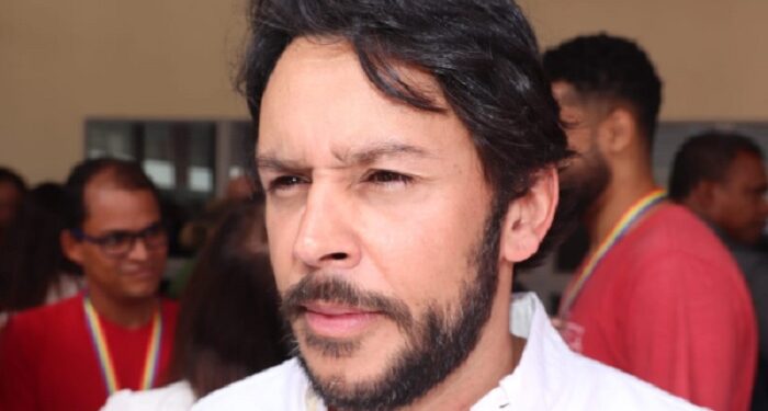 “Me senti passado para trás”, diz Mário Negromonte Jr. ao criticar PEC da Blindagem