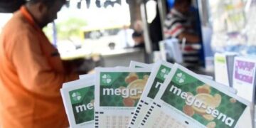 Prêmio acumulado de R$ 40 milhões da Mega-Sena pode sair neste sábado