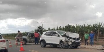 Idoso morre em acidente perto de Nova Lídice; padre e seminarista estão entre os feridos