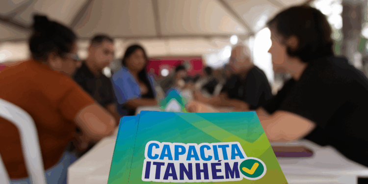Prefeitura lança programa “Capacita Itanhém – Caminhos para a Dignidade” com cursos gratuitos do SENAI