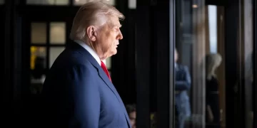 Trump reduz tarifas sobre café, carne e outros produtos importados; Brasil deve ser um dos principais beneficiados