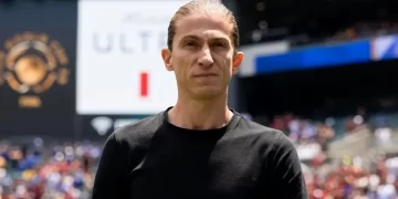 Fim da novela: Filipe Luís renova contrato com Flamengo até 2027