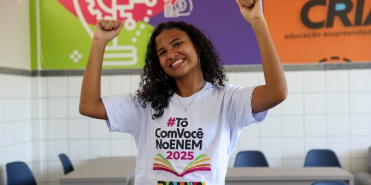 Número de baianos aprovados no SISU cresce quase 7%; Estado é o terceiro do país e líder no Nordeste