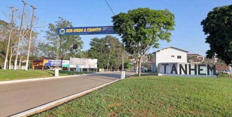 “Vai ter São João sim”: Prefeito Bemtivi confirma grande atração para o São João, mas ainda mantém nome em segredo