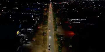 Nova iluminação na BR-101 transforma trecho urbano e aumenta sensação de segurança em Teixeira de Freitas