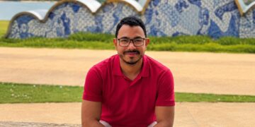 Pod Café recebe escritor itanheense para bate-papo sobre literatura, emoções e a campanha Maio Laranja nesta quarta-feira (20)