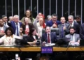 Câmara aprova PEC que acaba com escala 6×1 e reduz jornada para 40 horas semanais